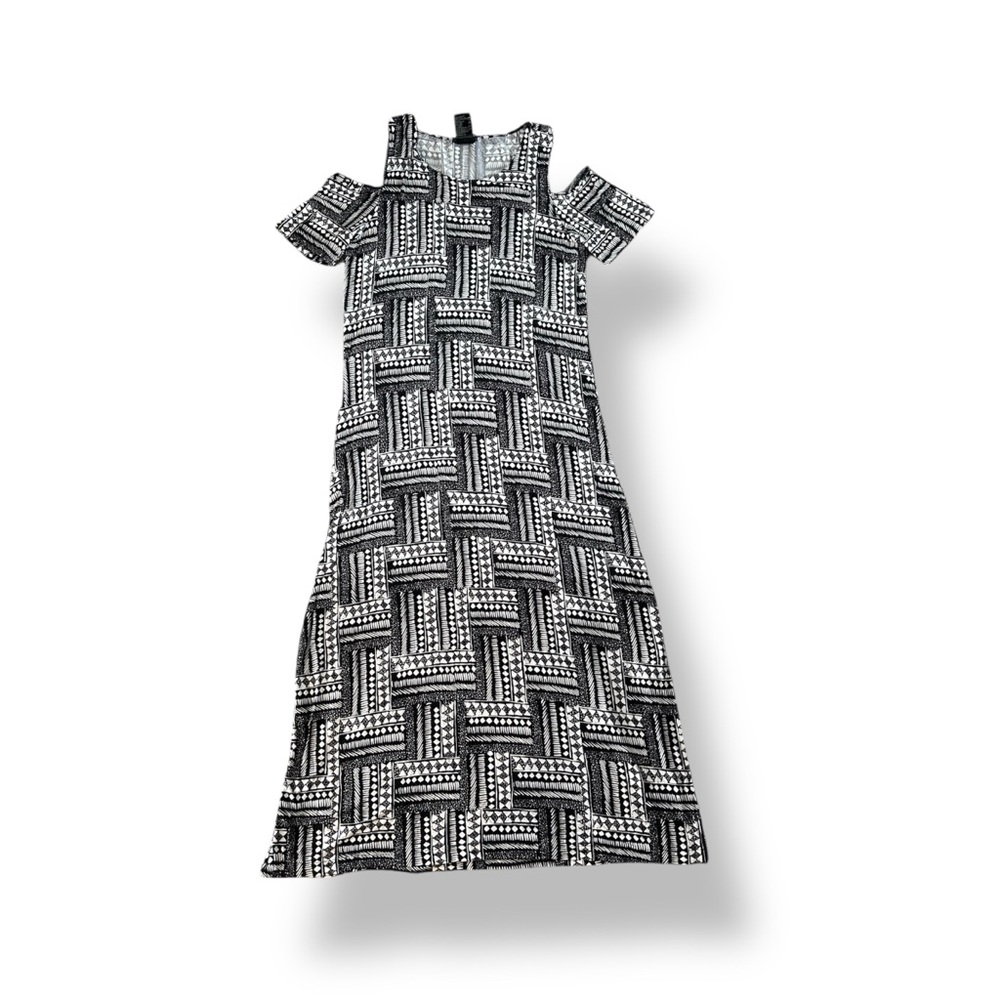 [Design History] Geometric Cold Shoulder Maxi Dress